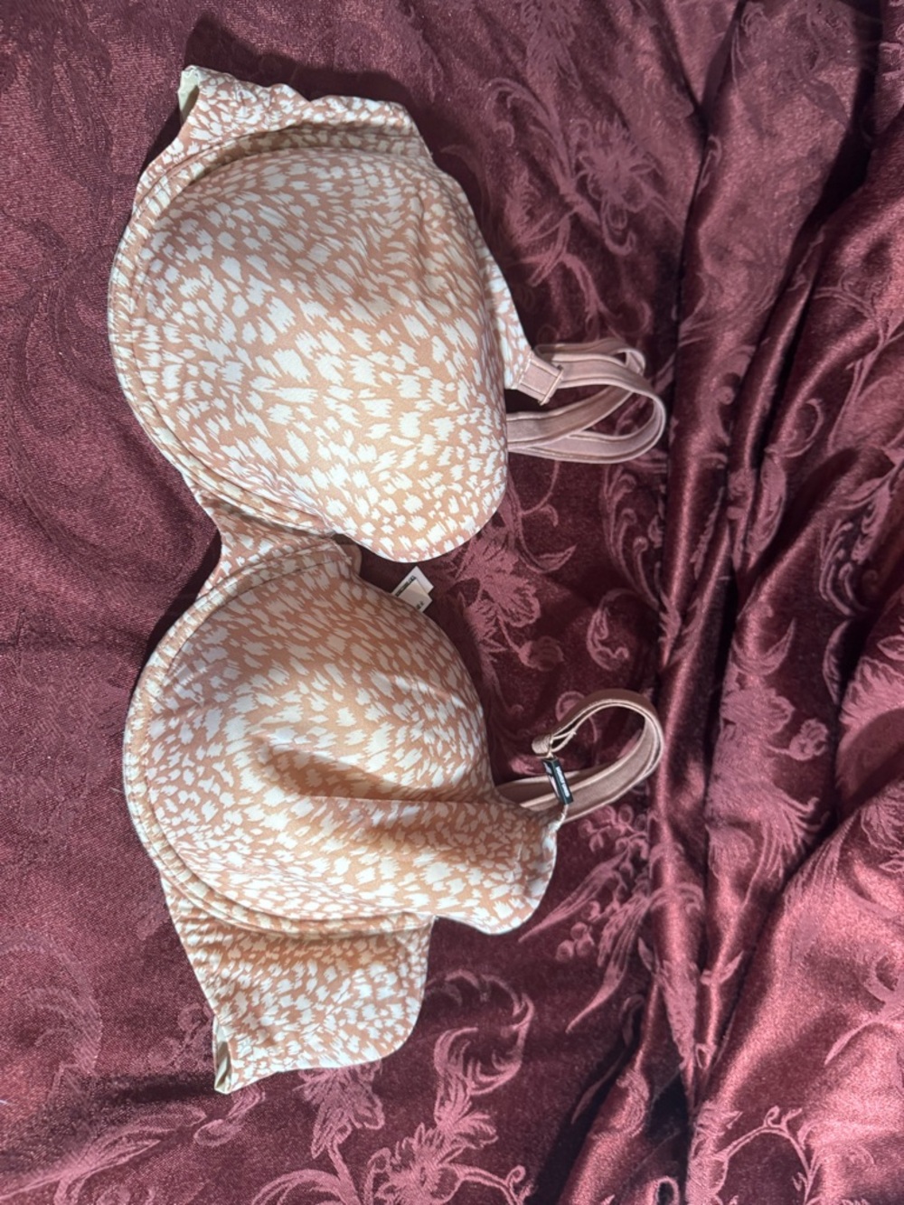Victoria's Secret Beige and White Printed T-Shirt Bra, Cooling, 38D
